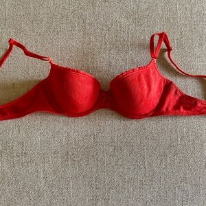 Victoria’s Secret bra